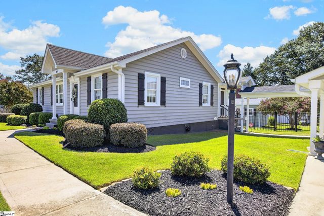 301 Carolina Avenue, Greer, SC 29650