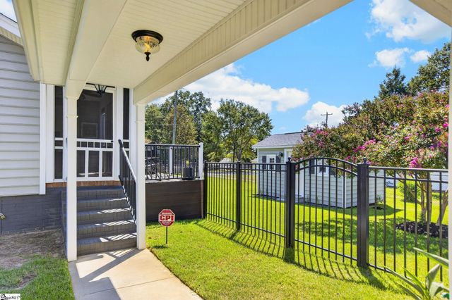 301 Carolina Avenue, Greer, SC 29650
