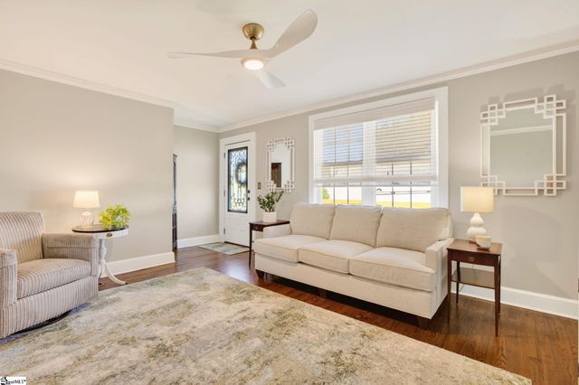301 Carolina Avenue, Greer, SC 29650