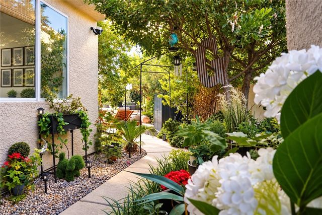 1997 Thunder Ridge Circle, Henderson, NV 89012