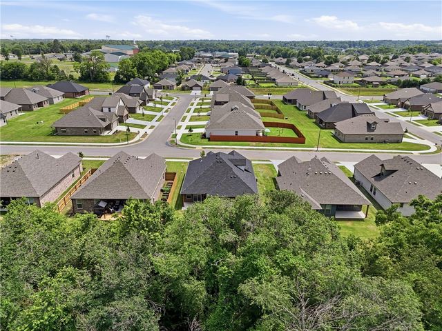 403 W Hondo Street, Siloam Springs, AR 72761
