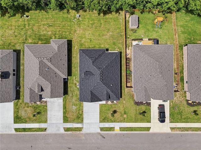 403 W Hondo Street, Siloam Springs, AR 72761