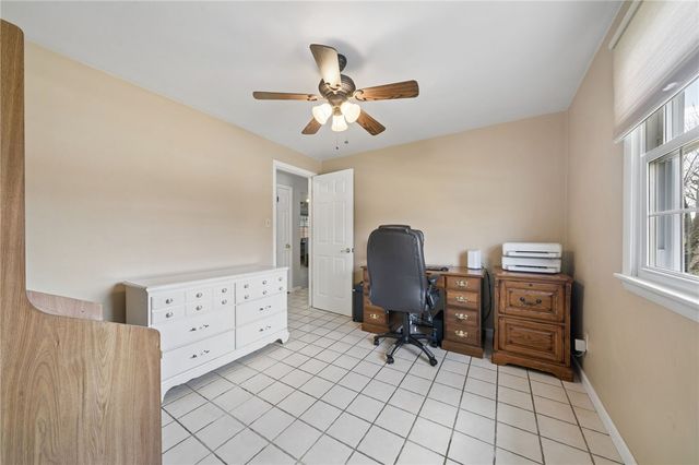 141 Byerly Dr, Penn Twp, PA 15644