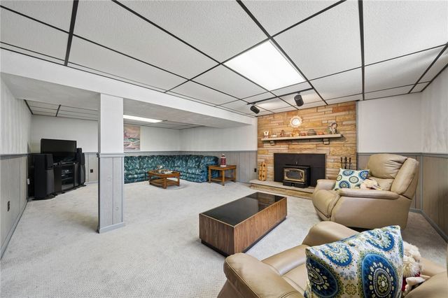141 Byerly Dr, Penn Twp, PA 15644