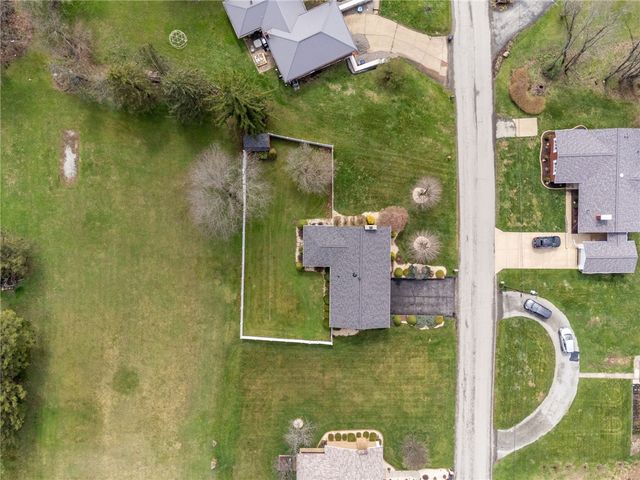 141 Byerly Dr, Penn Twp, PA 15644