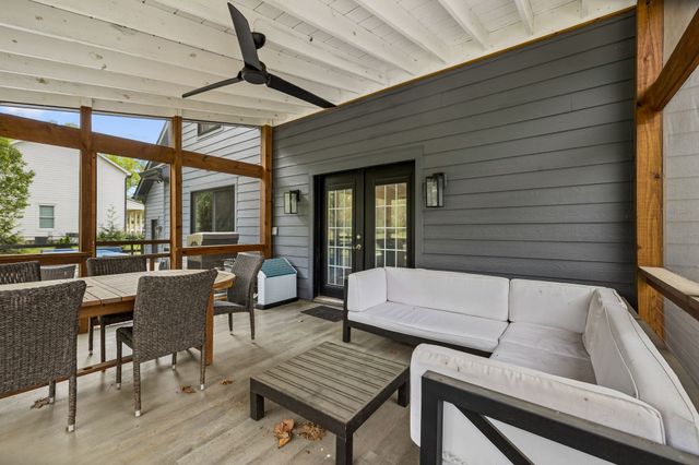 9020 Meadowlawn Dr, Brentwood, TN 37027