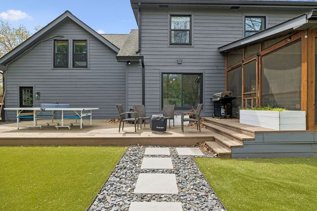 9020 Meadowlawn Dr, Brentwood, TN 37027