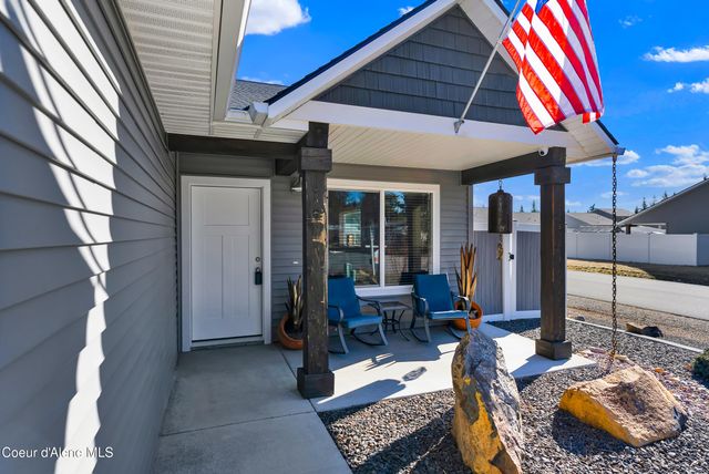 31814 N 8th AVE, Spirit Lake, ID 83869