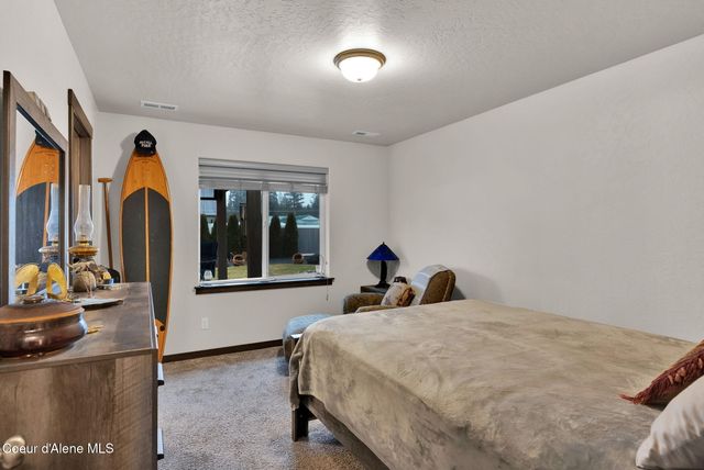 31814 N 8th AVE, Spirit Lake, ID 83869