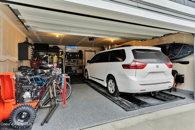 31814 N 8th AVE, Spirit Lake, ID 83869