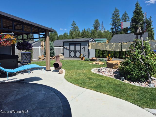 31814 N 8th AVE, Spirit Lake, ID 83869