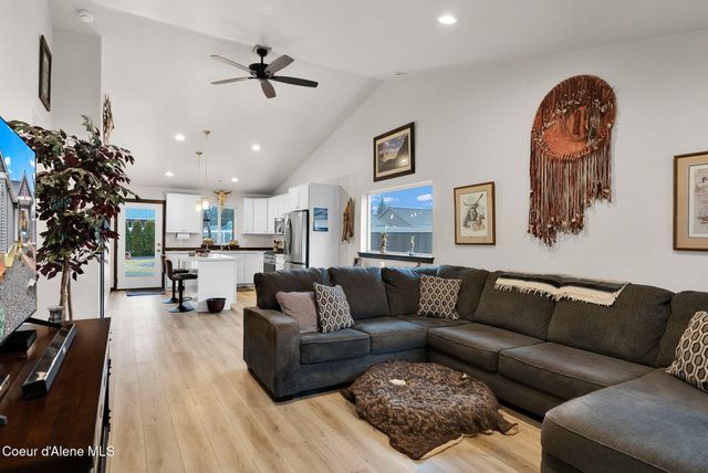 31814 N 8th AVE, Spirit Lake, ID 83869