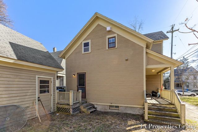 921 Fairmount Street Se, City Of Grand Rapids, MI 49506