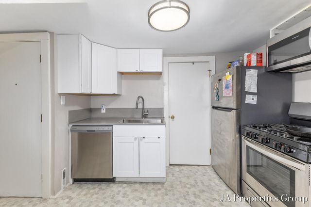 921 Fairmount Street Se, City Of Grand Rapids, MI 49506