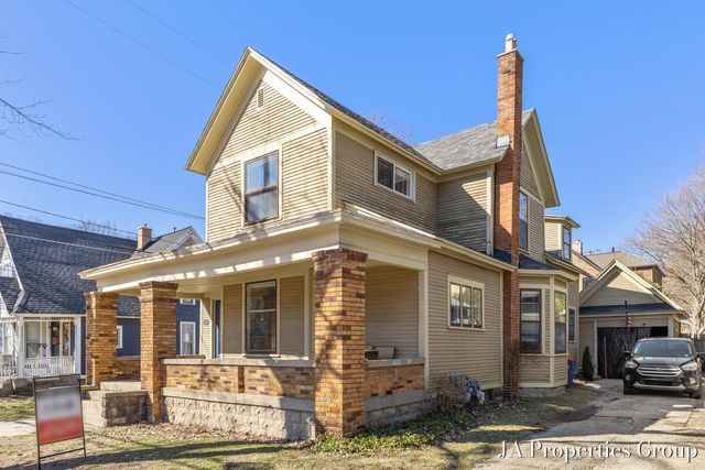 921 Fairmount Street Se, City Of Grand Rapids, MI 49506