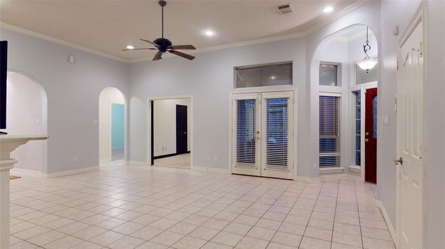 5909 Sawyer Drive, Pearland, TX 77581