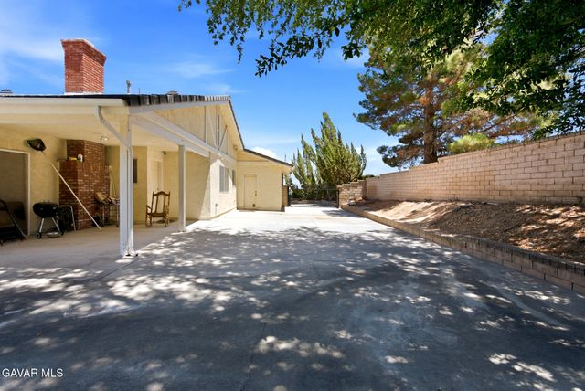 41653 W 62nd St W Street, Palmdale, CA 93551