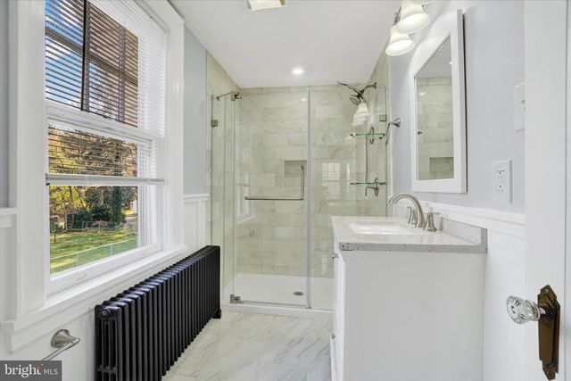 3200 E MARKET ST, York, PA 17402