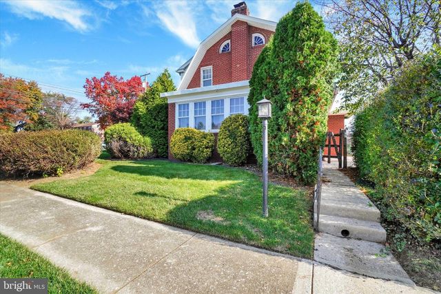 3200 E MARKET ST, York, PA 17402