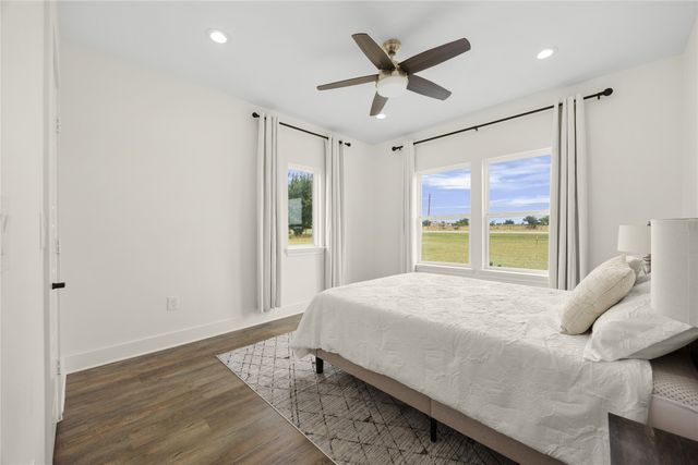 3721 Highway 34, Ennis, TX 75119