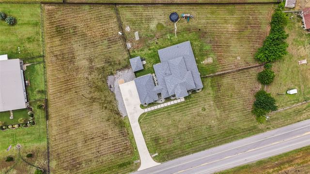 3721 Highway 34, Ennis, TX 75119