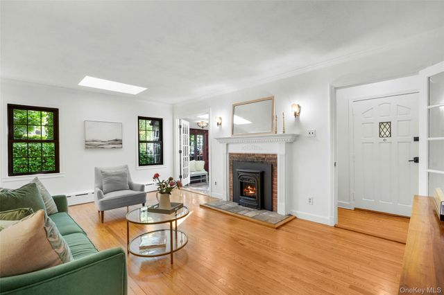62 Myrtle Boulevard, Larchmont, NY 10538