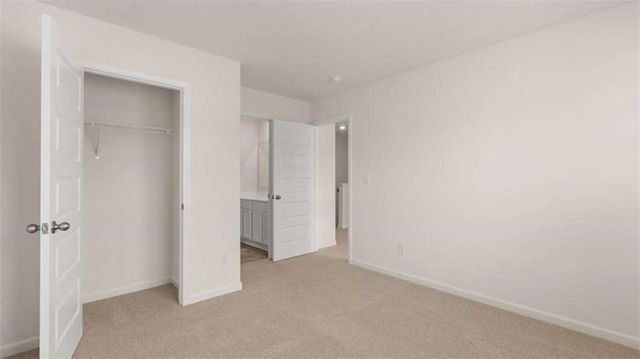 210 Sandy Oak Drive, Loganville, GA 30052