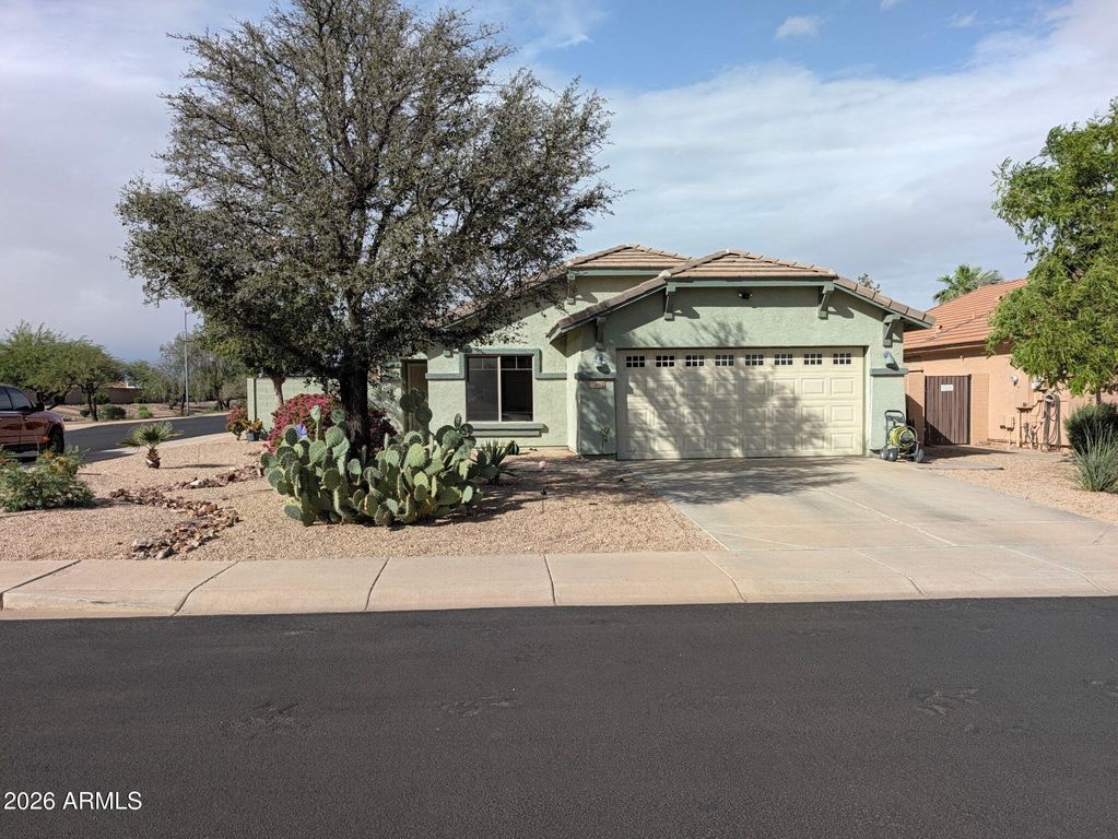 17862 W BOCA RATON Road, Surprise, AZ 85388 — exterior