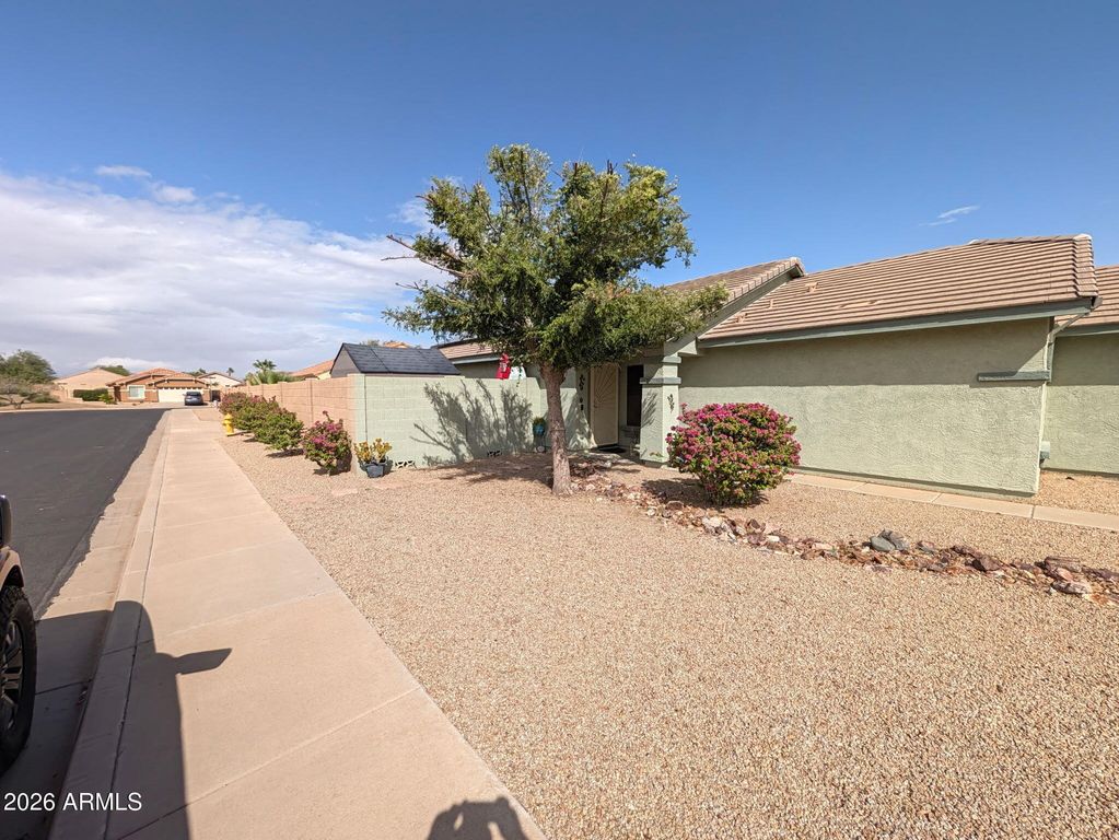 17862 W BOCA RATON Road, Surprise, AZ 85388 — photo 3