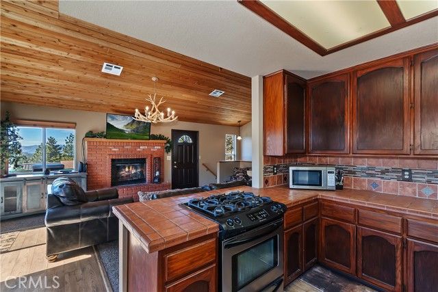 43850 Yosemite, Big Bear Lake, CA 92315