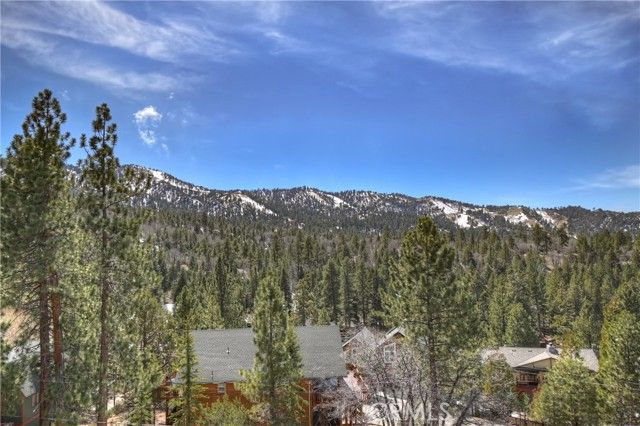 43850 Yosemite, Big Bear Lake, CA 92315