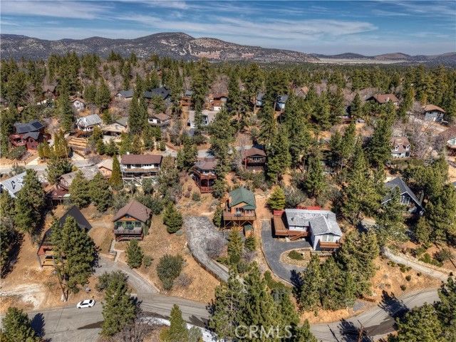 43850 Yosemite, Big Bear Lake, CA 92315