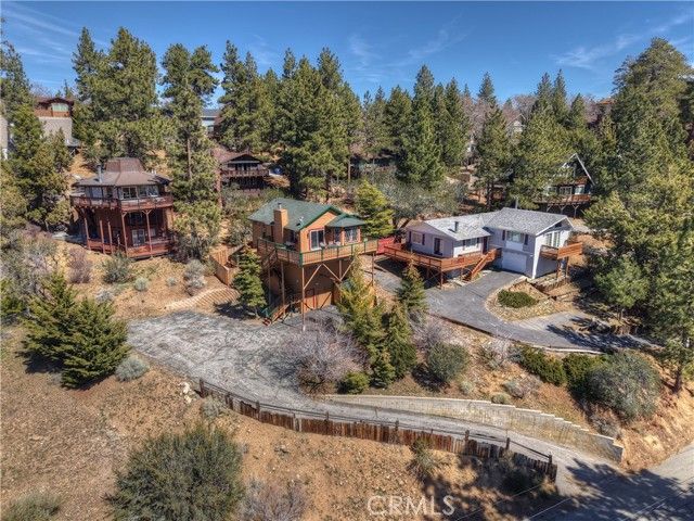 43850 Yosemite, Big Bear Lake, CA 92315