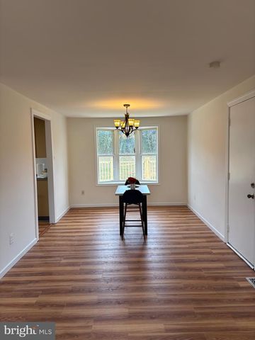 2614 ARMADA ST, Herndon, VA 20171