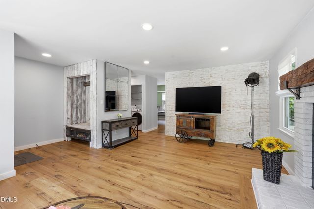 224 Rosehaven Drive, Raleigh, NC 27609