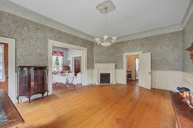 626 Hagood Avenue, Barnwell, SC 29812