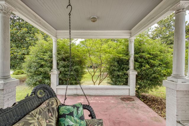626 Hagood Avenue, Barnwell, SC 29812
