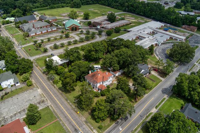 626 Hagood Avenue, Barnwell, SC 29812