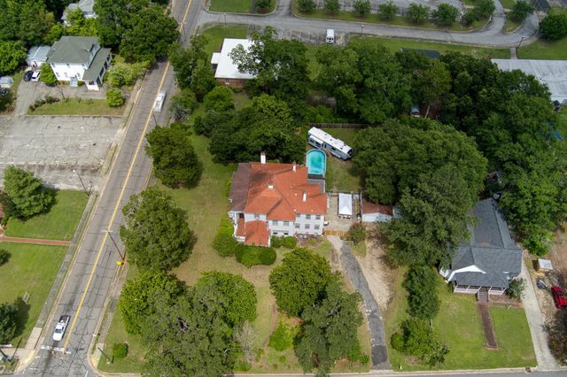 626 Hagood Avenue, Barnwell, SC 29812