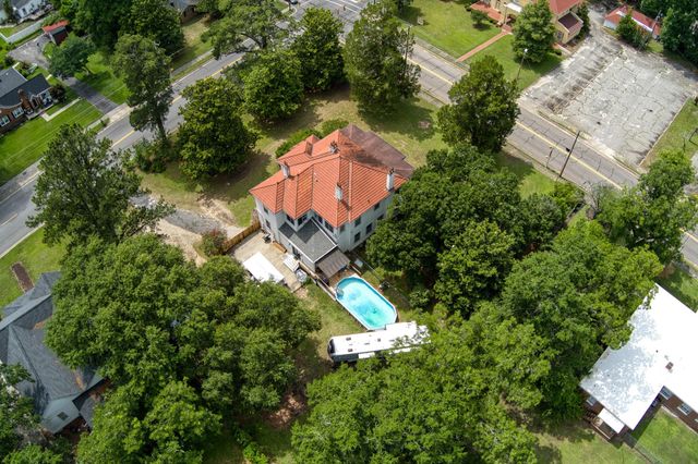 626 Hagood Avenue, Barnwell, SC 29812