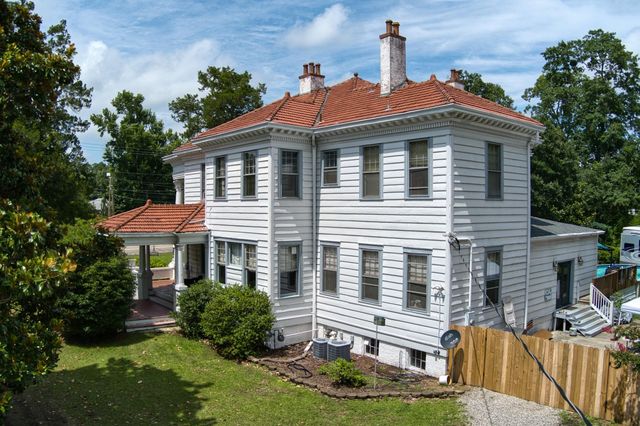 626 Hagood Avenue, Barnwell, SC 29812