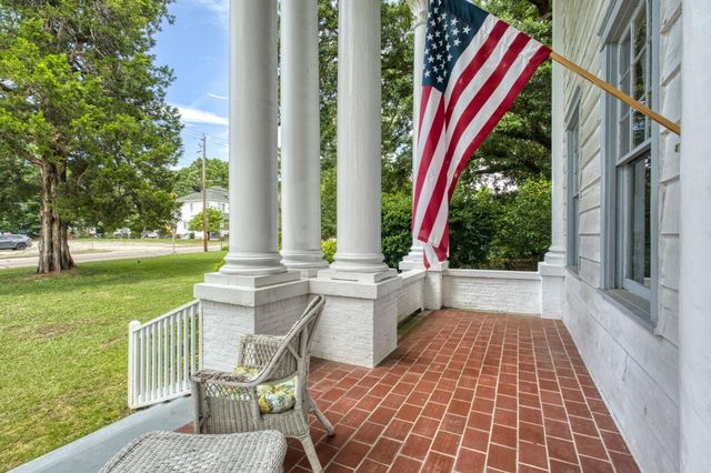 626 Hagood Avenue, Barnwell, SC 29812