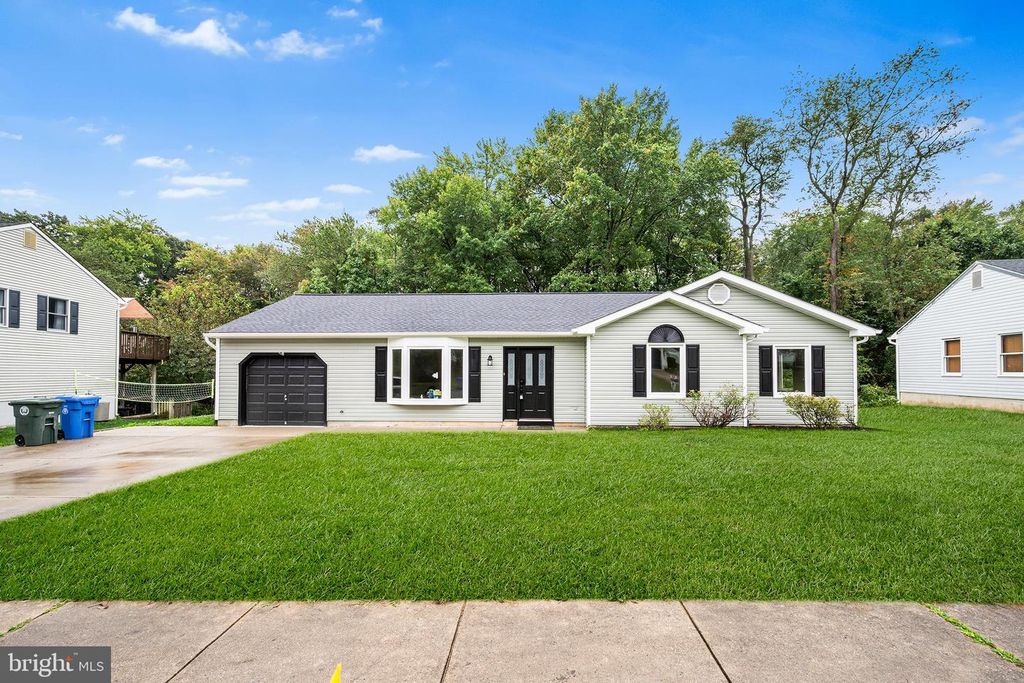 77 AUTUMN RIDGE DR, Glassboro, NJ 08028