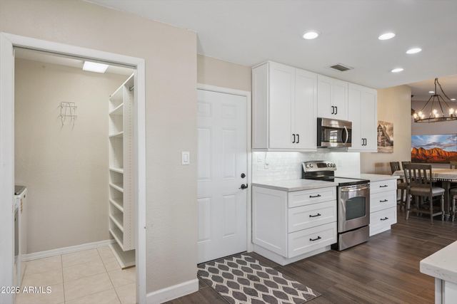 1350 W ESCARPA Street, Mesa, AZ 85201