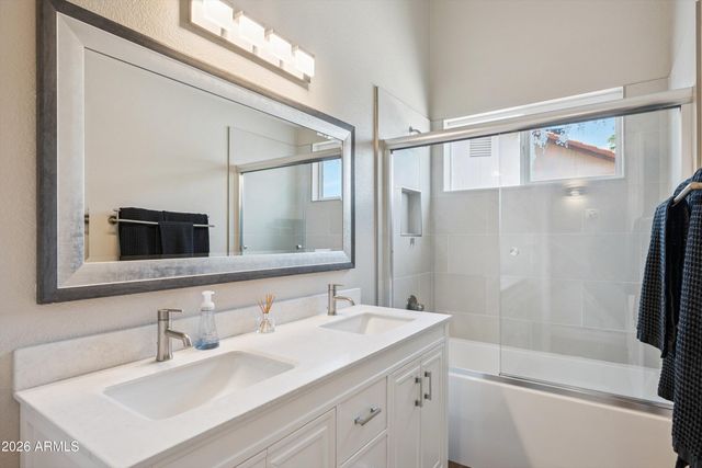 1350 W ESCARPA Street, Mesa, AZ 85201