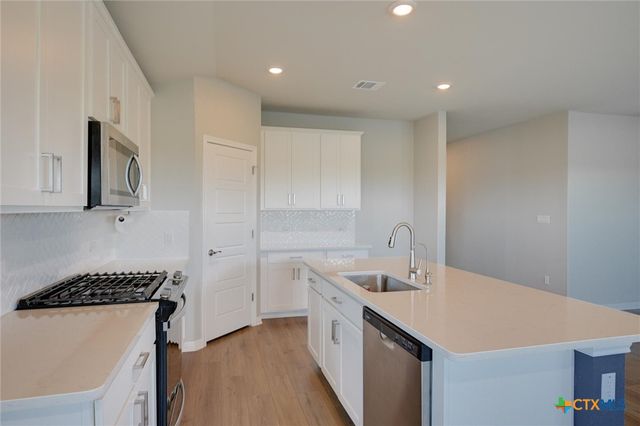 632 Wild Spur Lane, Liberty Hill, TX 78642