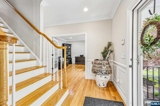 129 Woodland Avenue, Ramsey, NJ 07446