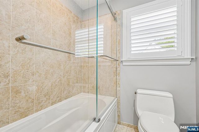 129 Woodland Avenue, Ramsey, NJ 07446