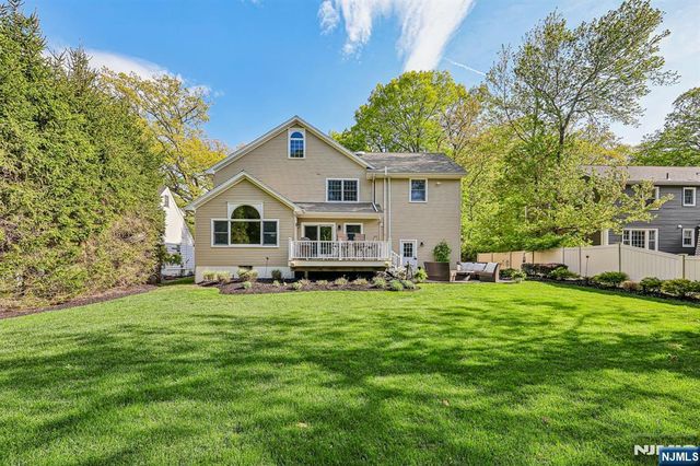 129 Woodland Avenue, Ramsey, NJ 07446