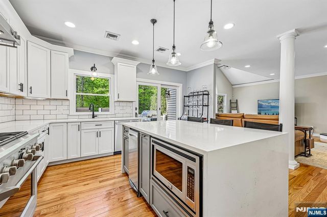 129 Woodland Avenue, Ramsey, NJ 07446
